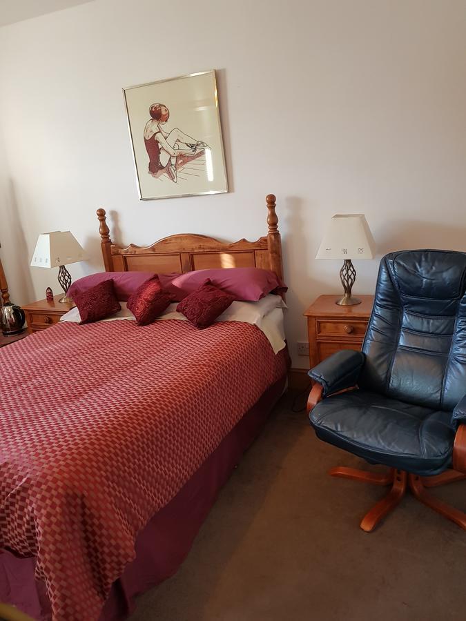 Room @ Jasmine Cottage Bathgate Exteriör bild